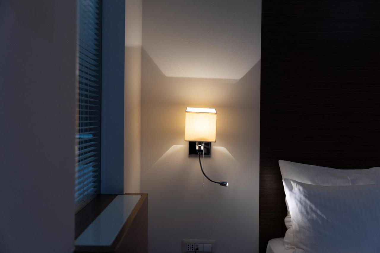 Hotel Dukagjini Peja Exteriör bild